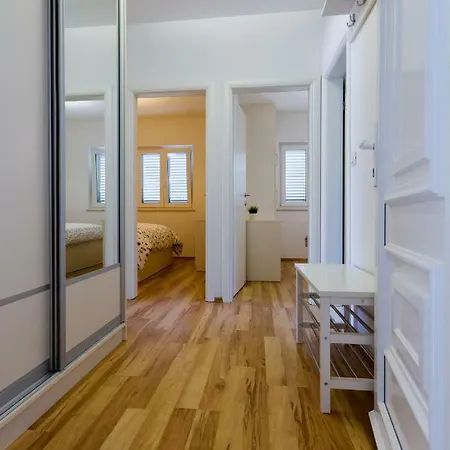 Apartman Orlando Zrnovo Kültér fotó